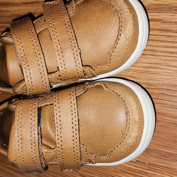 Stride Rite Sneakers - Picture 6 of 8